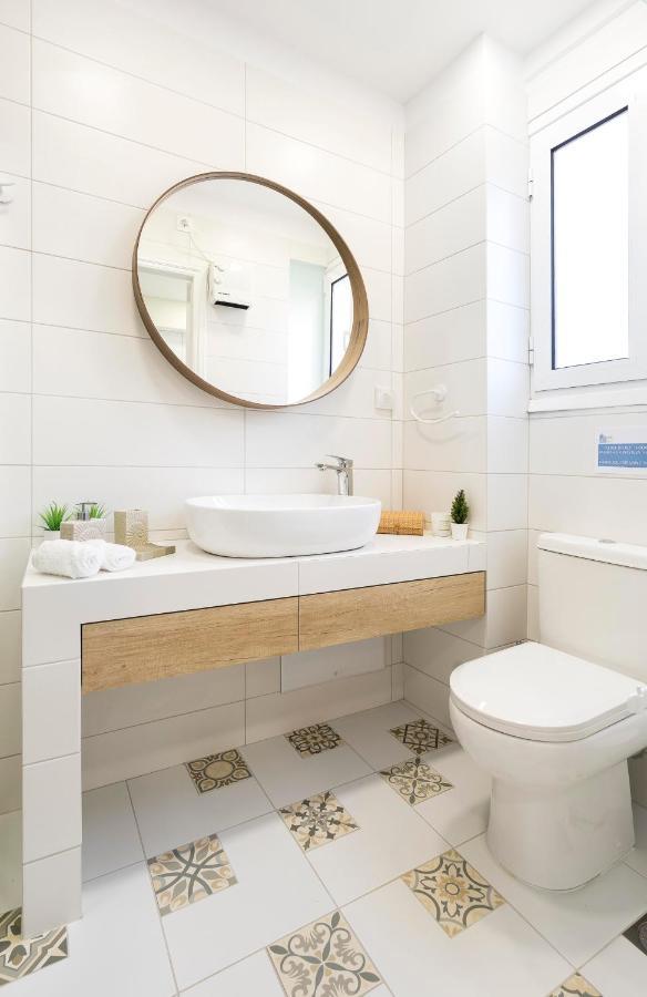 1 Bedroom Apt In Petralona 15 Minutes From Acropolis アテネ エクステリア 写真
